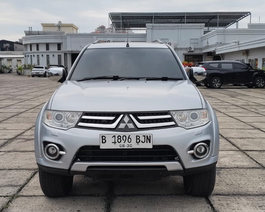 Second Hand 2014 Mitsubishi Pajero Sport Second Hand 2014 Mitsubishi Pajero Sport