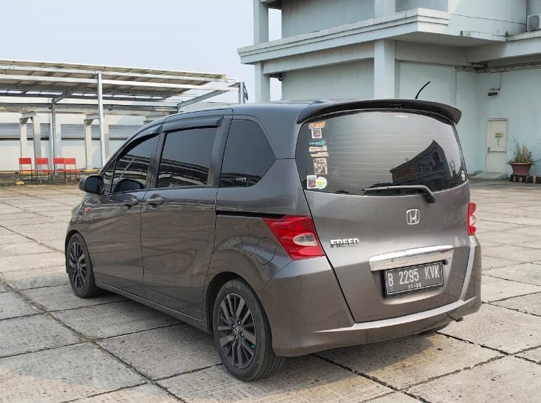 2010 Honda Freed 2010 Honda Freed