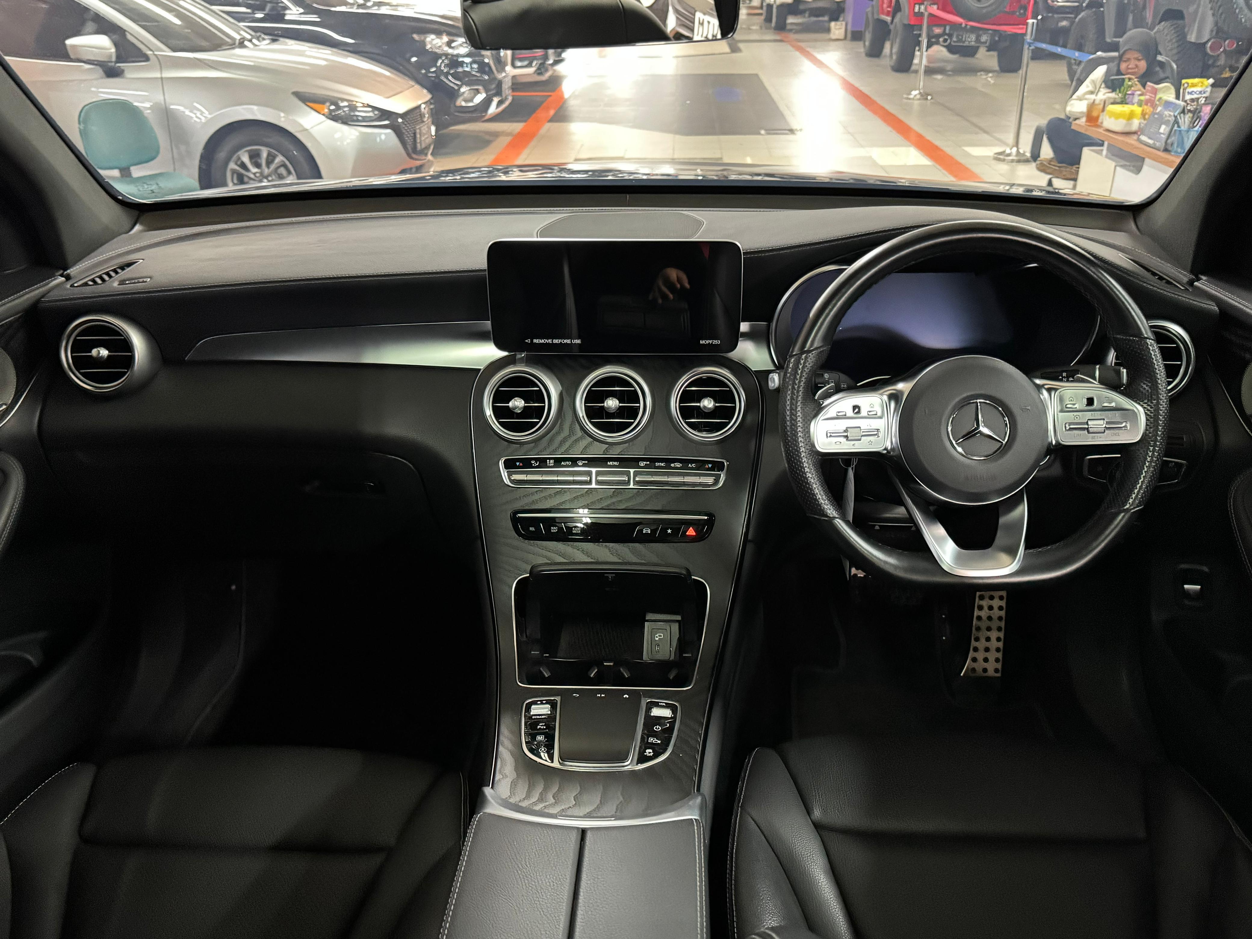 2022 Mercedes Benz GLC-Class 2022 Mercedes Benz GLC-Class
