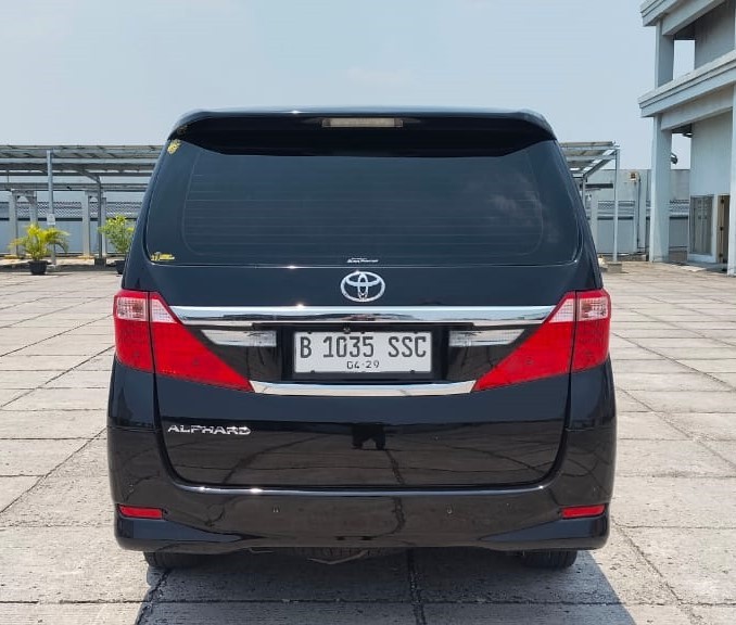 2012 Toyota Alphard 2012 Toyota Alphard