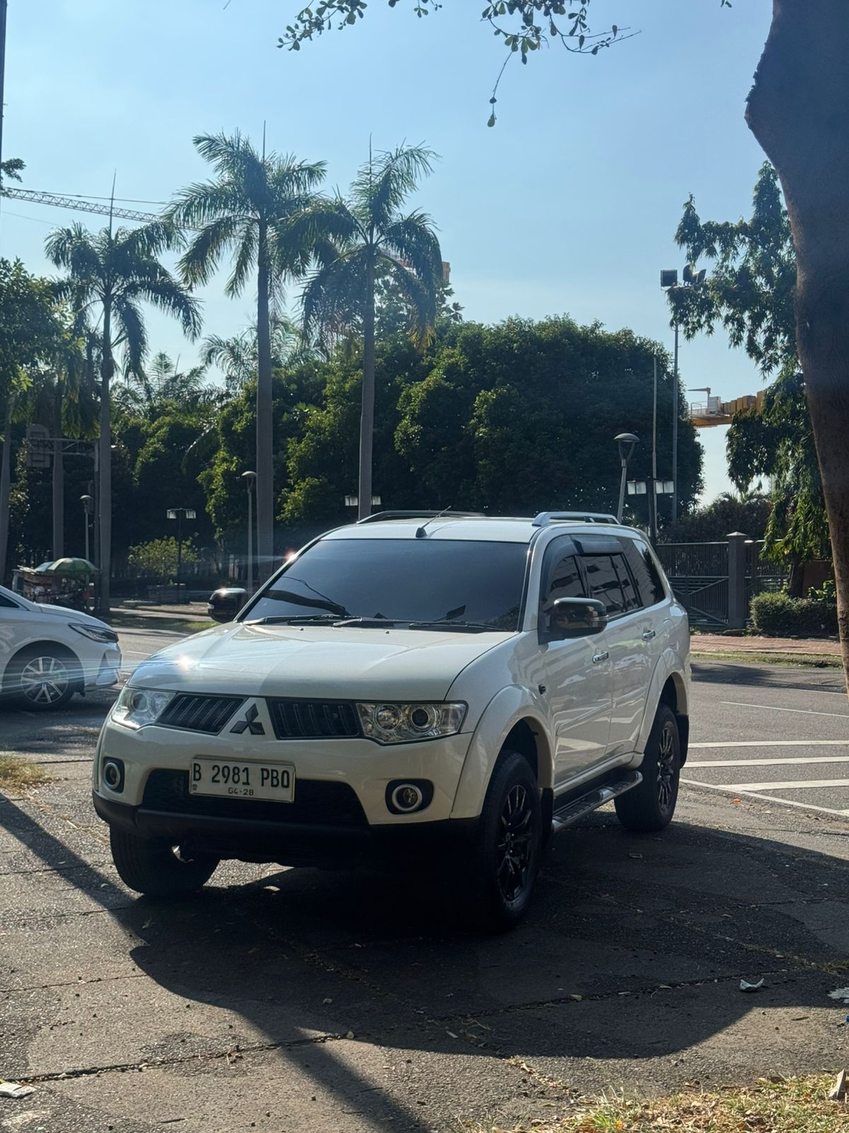 Second Hand 2012 Mitsubishi Pajero Sport Second Hand 2012 Mitsubishi Pajero Sport