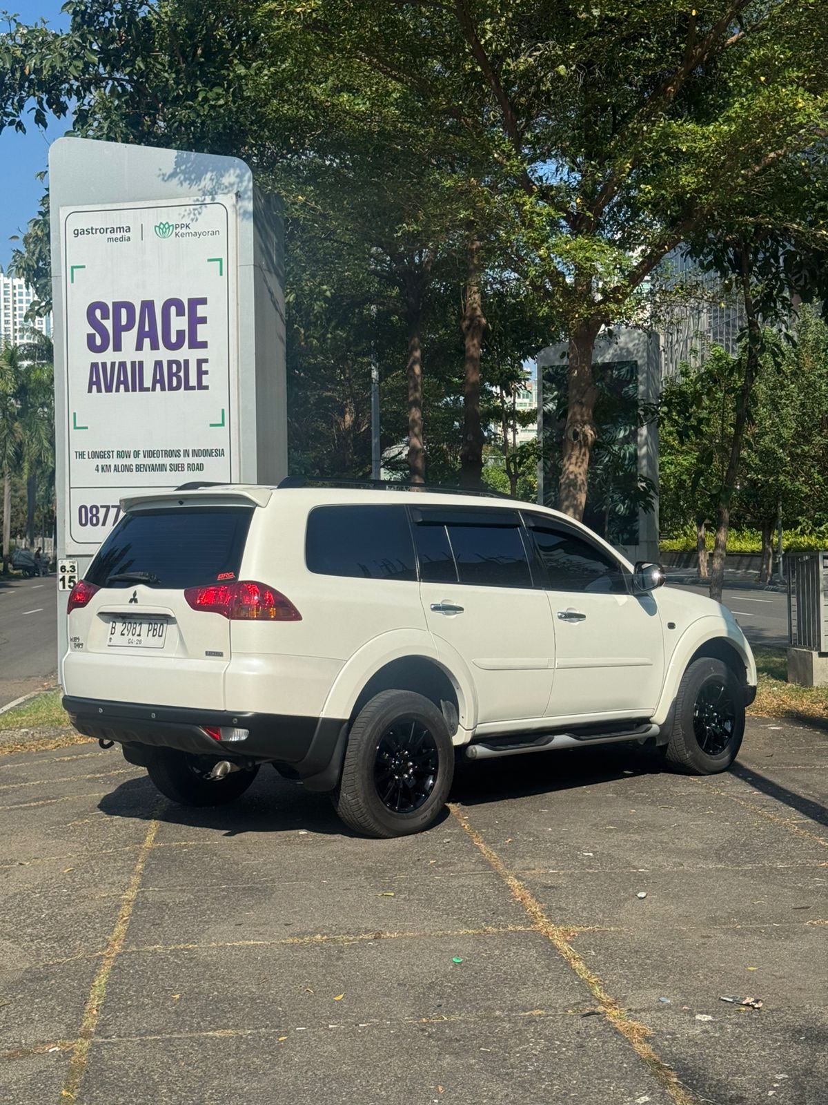 2012 Mitsubishi Pajero Sport 2012 Mitsubishi Pajero Sport