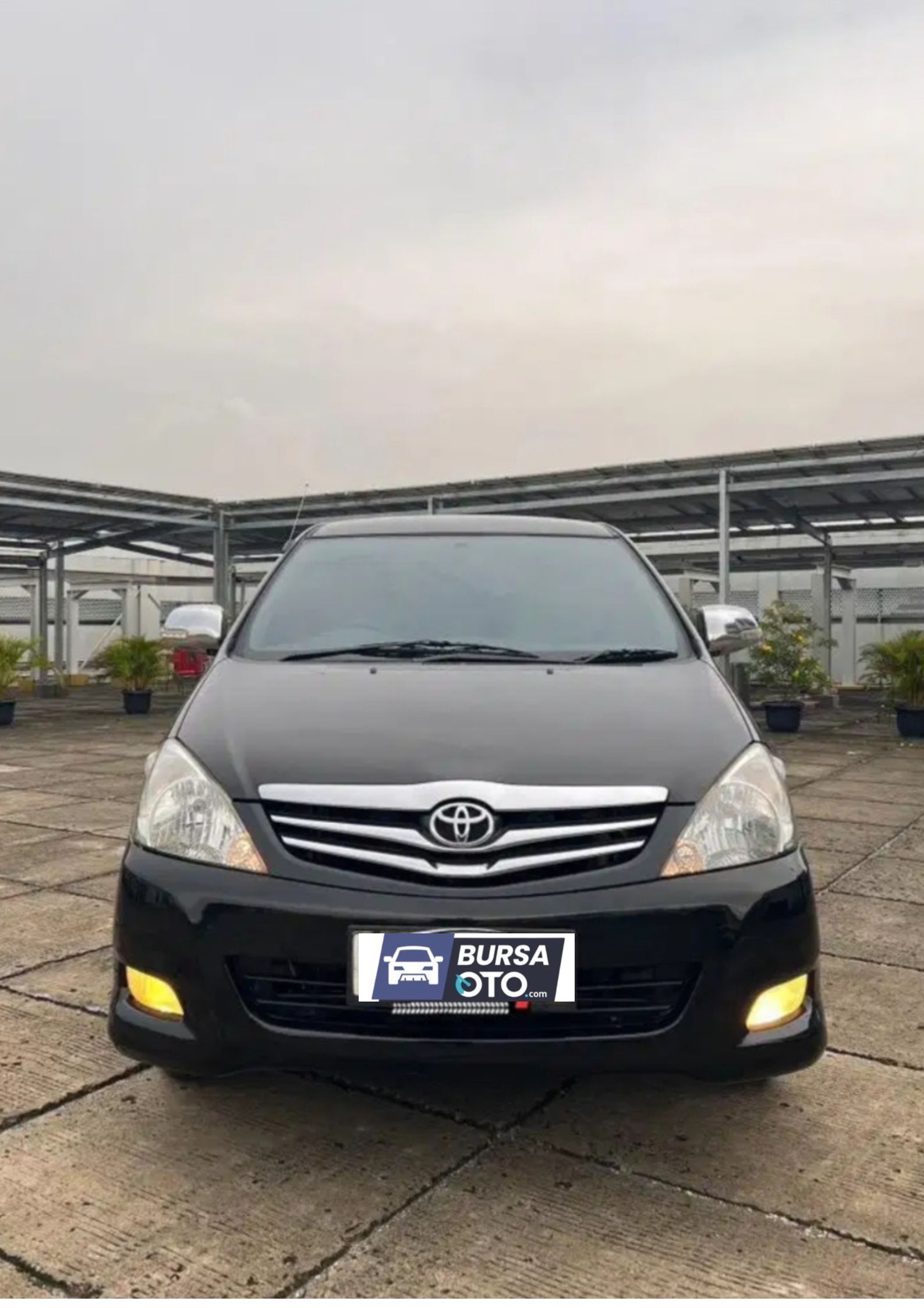 Second Hand 2009 Toyota Kijang Innova Second Hand 2009 Toyota Kijang Innova