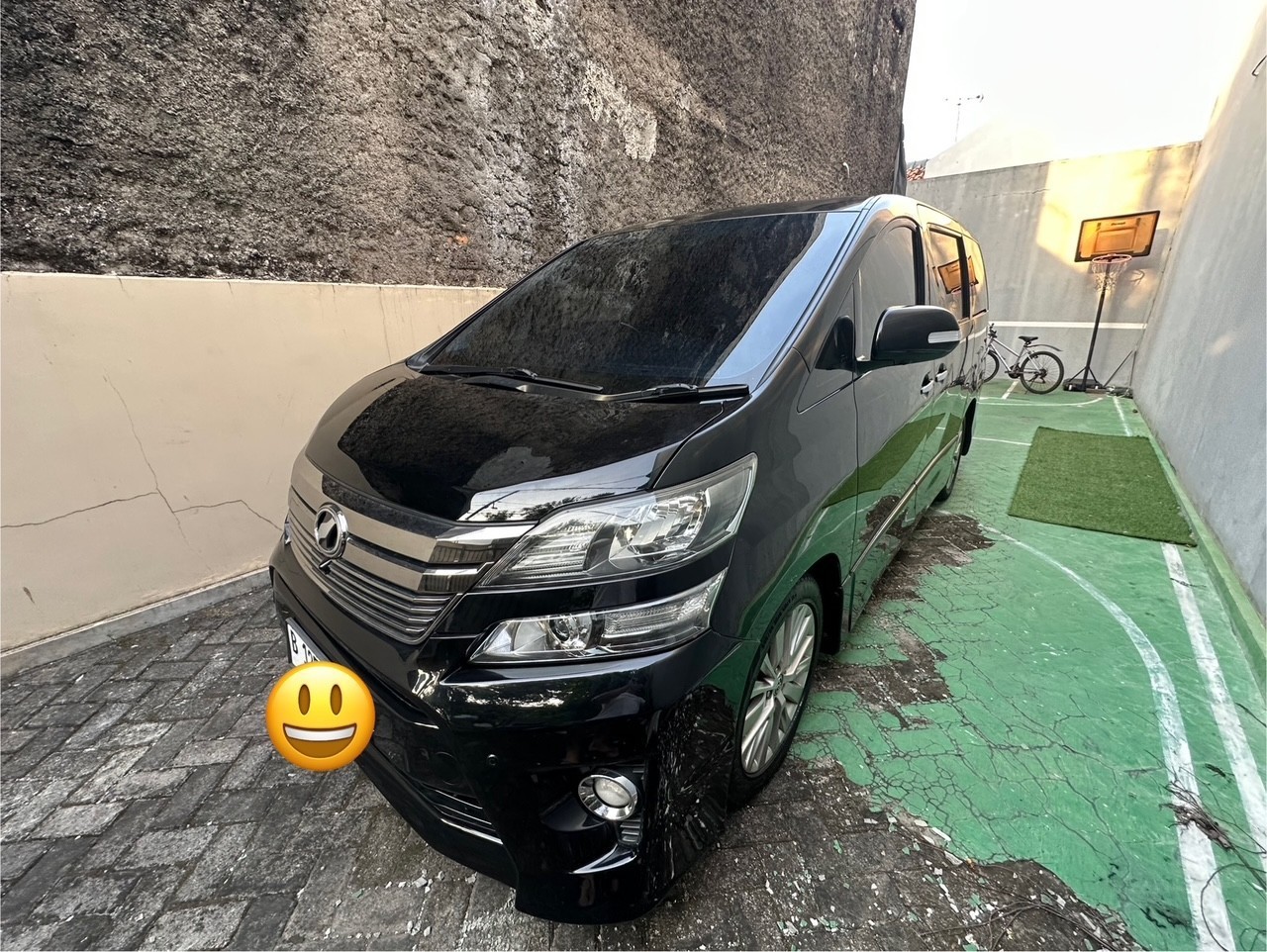 2013 Toyota Vellfire 2013 Toyota Vellfire