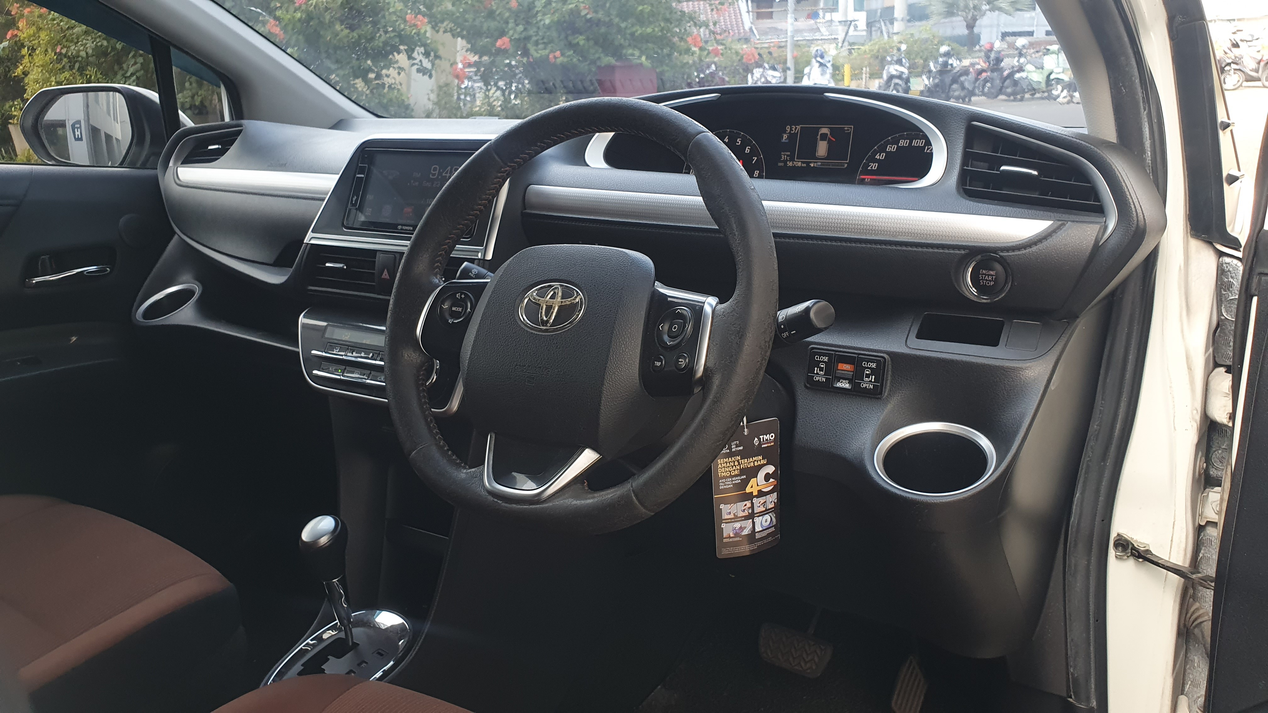 2017 Toyota Sienta 2017 Toyota Sienta