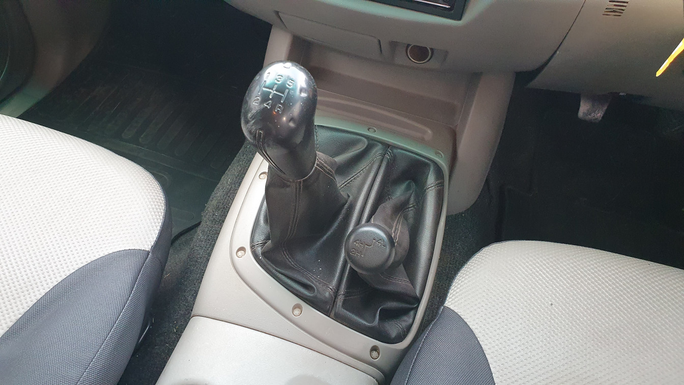 2015 Mitsubishi Strada 2015 Mitsubishi Strada