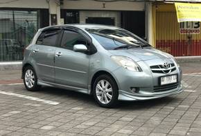 Toyota Yaris s 2008