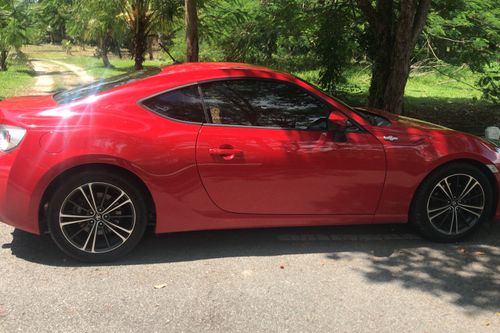 2nd Hand 2013 Toyota 86 AT
