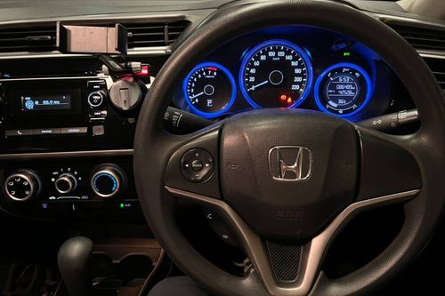 2017 Honda City 1.5L E Terpakai