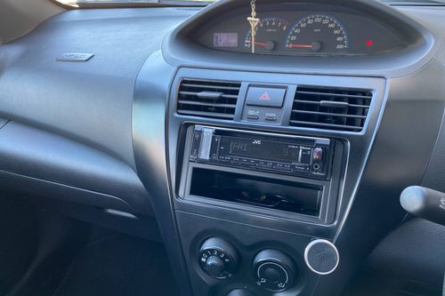 Old 2010 Toyota Vios 1.5 J AT
