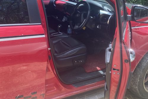 Second hand 2017 Toyota Hilux Double Cab 2.4G (AT) 4X4 