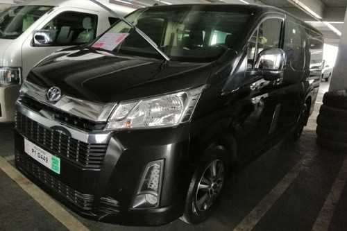 Old 2019 Toyota Hiace GL Grandia A/T