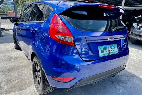 Old 2013 Ford Fiesta Hatchback 1.6L Trend AT