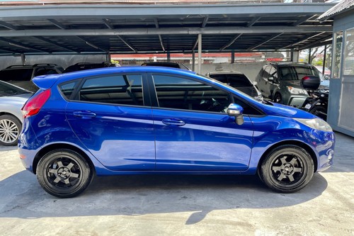 Used 2013 Ford Fiesta Hatchback 1.6L Trend AT