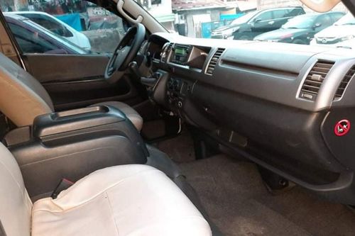 Used 2012 Toyota Hiace 2.5 GL Grandia MT