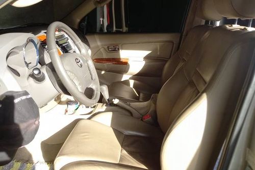 Old 2011 Toyota Fortuner 2.7 G Gas A/T