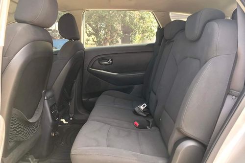 Used 2013 Kia Carens LX AT