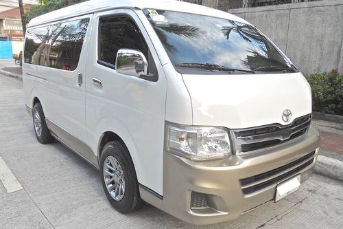 Second hand 2012 Toyota Hiace GL Grandia M/T 