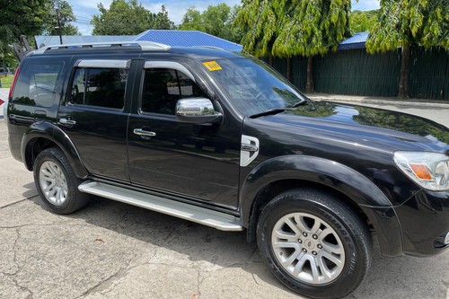 Second hand 2015 Ford Everest LIMITED 2.5 4x2 AT 