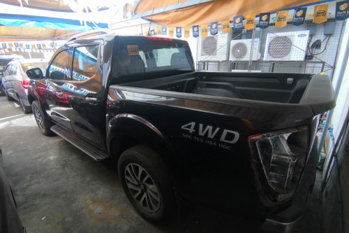 Old 2017 Nissan NP300 Navara 2.5L 4x4 VL 6MT