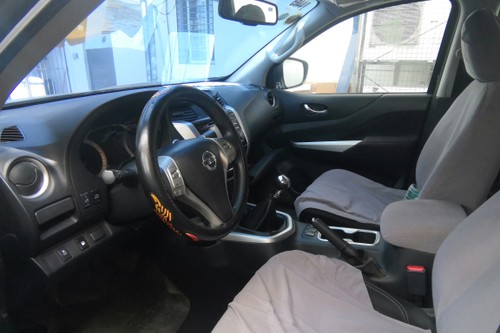 Used 2017 Nissan NP300 Navara 2.5L 4x4 VL 6MT