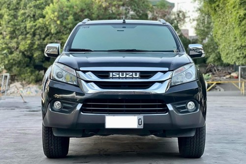 2nd Hand 2017 Isuzu mu-X LS-A RWD MT