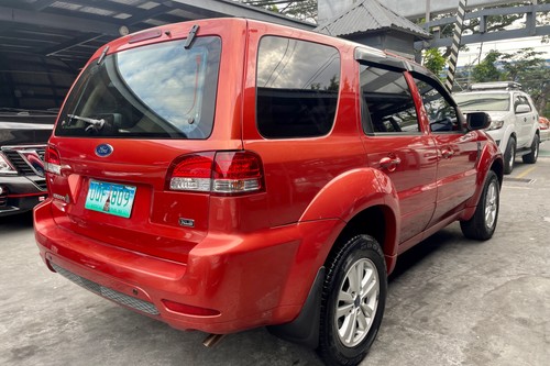 Second hand 2012 Ford Escape 2.3L XLS AT 