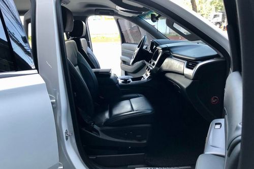 Used 2017 Chevrolet Suburban 4X2 LT