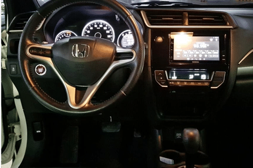 Second hand 2018 Honda BR-V 1.5 V CVT 