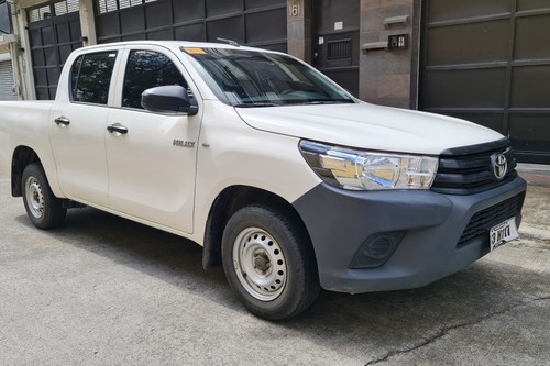 Second hand 2019 Toyota Hilux 2.4 J DSL 4x2 M/T 