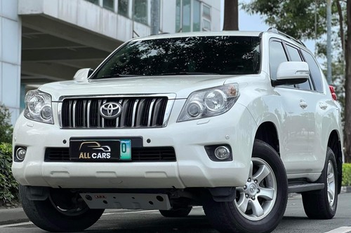 Second hand 2013 Toyota Land Cruiser Prado 3.0L A-T 