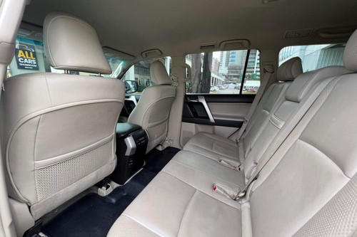 Used 2013 Toyota Land Cruiser Prado 3.0L A-T