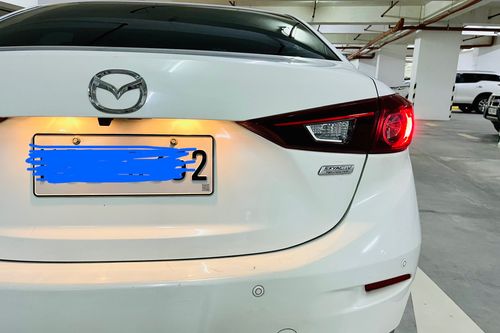 Old 2017 Mazda 3 Sedan 1.5 V