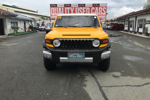 Second hand 2018 Toyota FJ Cruiser 4.0L V6 