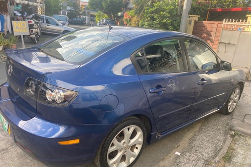 Old 2011 Mazda 3 Sedan 2.0 R AT