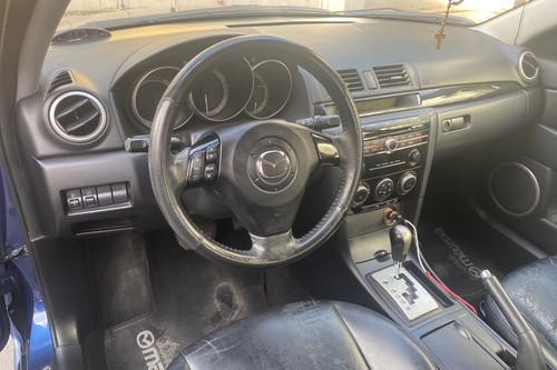 Second hand 2011 Mazda 3 Sedan 2.0 R AT 