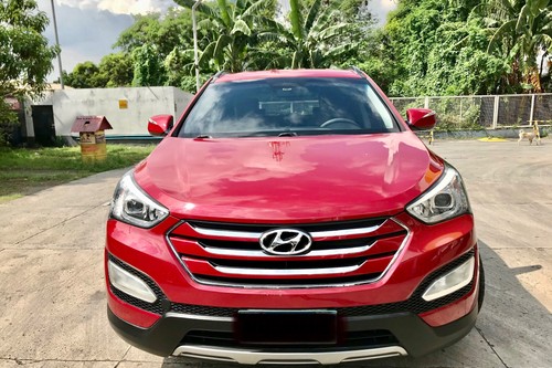 Second hand 2016 Hyundai Santa Fe 2.2L GLS AT 