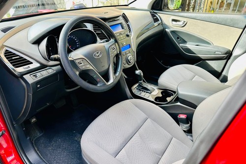 Old 2016 Hyundai Santa Fe 2.2L GLS AT