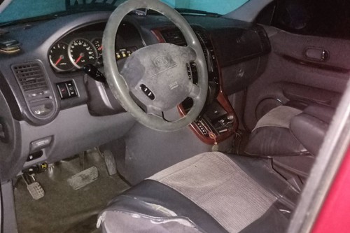 Used 2002 Kia Carnival 2.2 SX 7-Seater AT