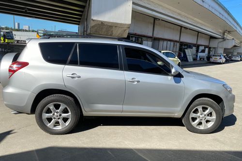 2nd Hand 2012 Toyota RAV 4 2.4L AT FWD