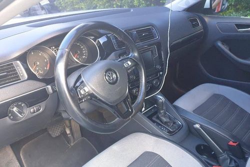 Used 2016 Volkswagen Jetta 1.6L AT