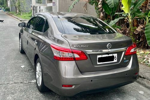 Second hand 2015 Nissan Sylphy 1.6L MT 