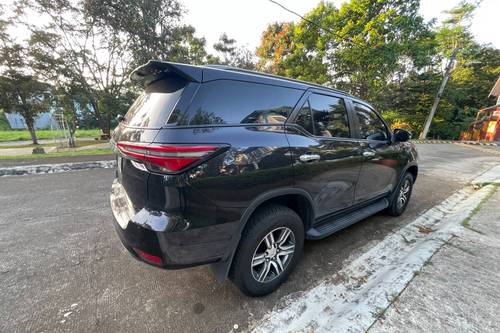 2nd Hand 2021 Toyota Fortuner 2.4 V Diesel 4x2 AT