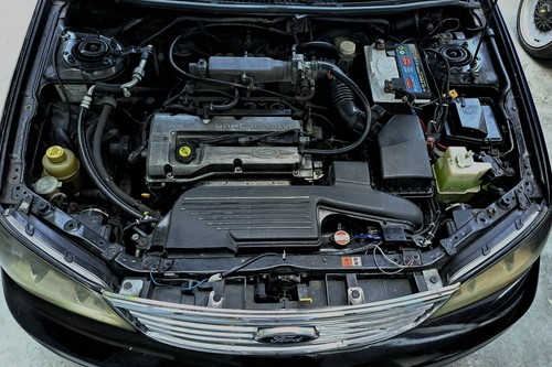 Old 2005 Ford Lynx 1.6L Ghia AT