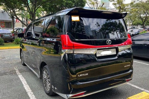 Used 2023 Lexus LM 350h 4-Seater