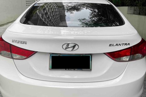 Second hand 2012 Hyundai Elantra 1.6 GL 6A/T 