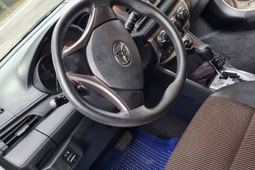2nd Hand 2015 Toyota Yaris 1.3 E CVT