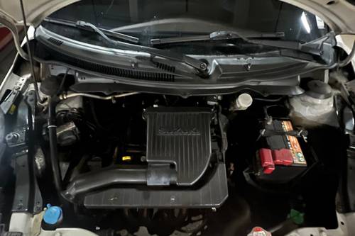 Second hand 2018 Suzuki Swift GL 1.2L CVT 