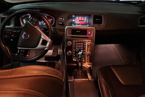 Second hand 2016 Volvo S60 R-Design 