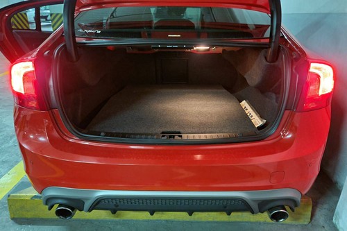 Old 2016 Volvo S60 R-Design